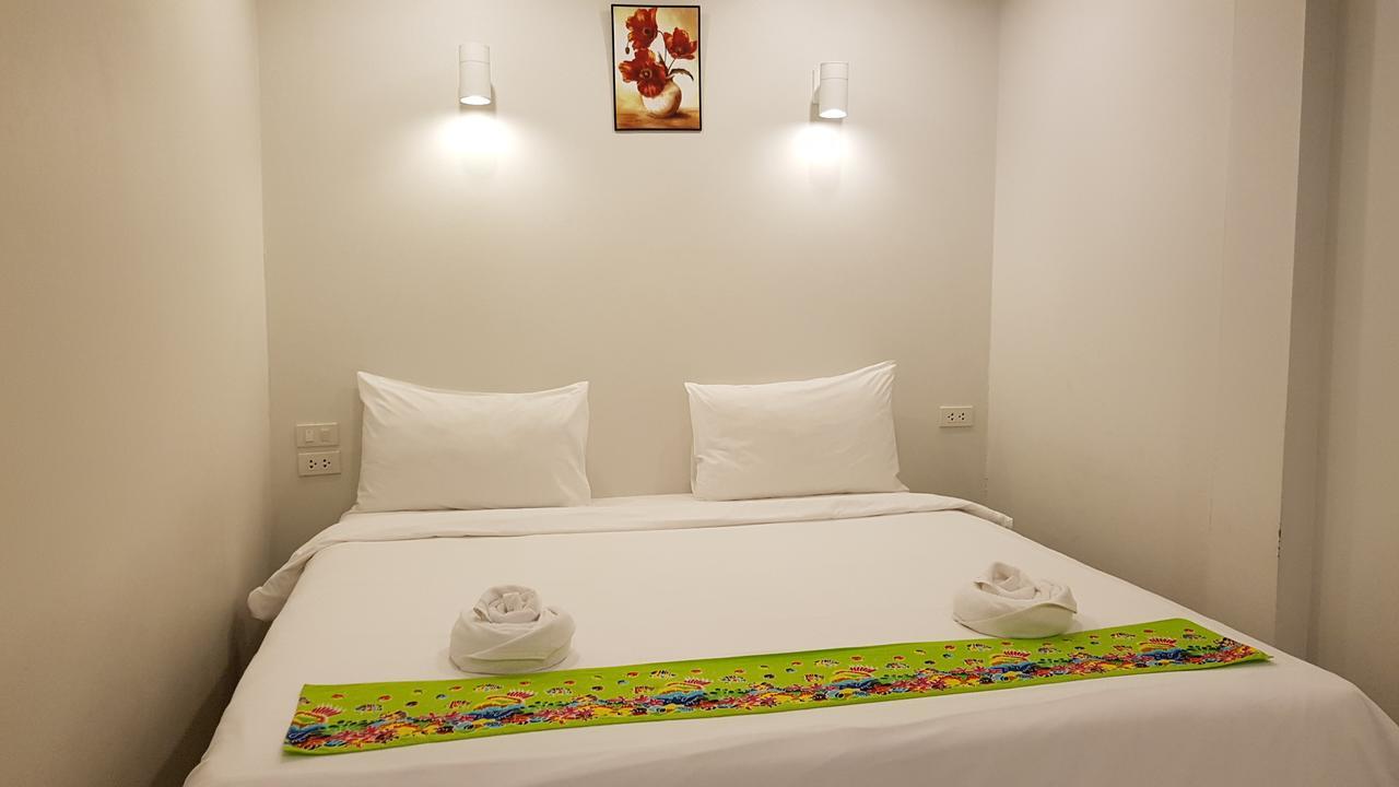 Hotel Cha-Am Fish Star Extérieur photo