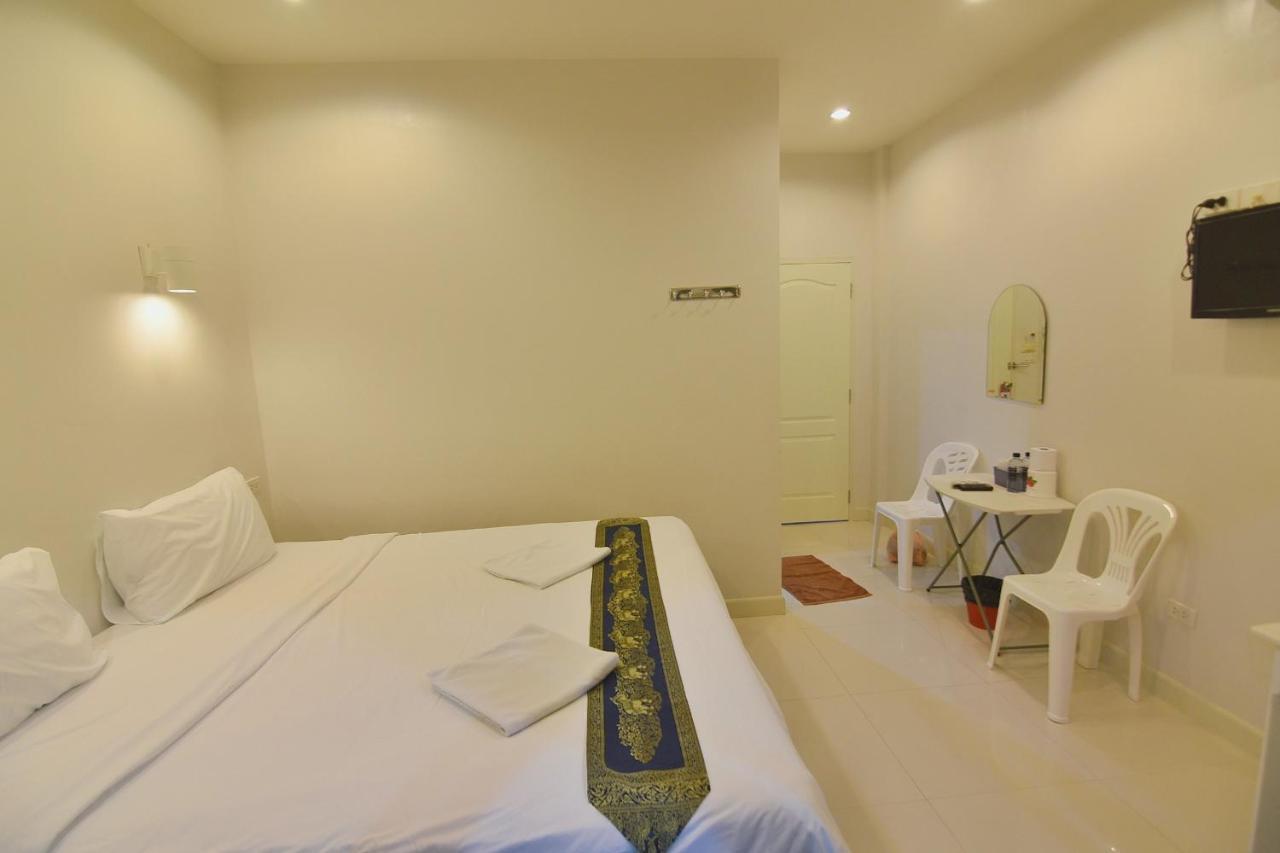 Hotel Cha-Am Fish Star Extérieur photo