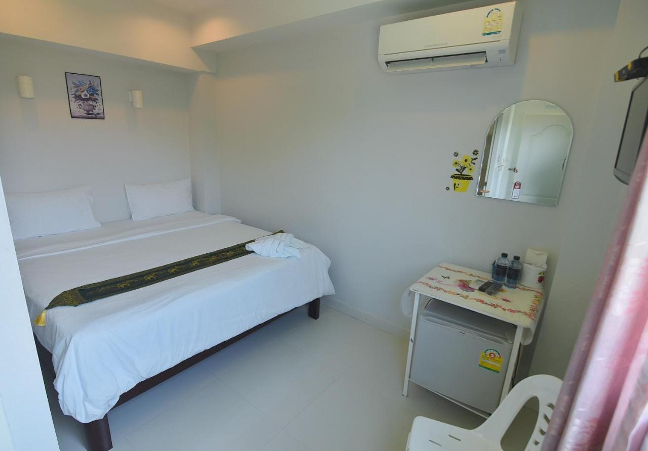 Hotel Cha-Am Fish Star Extérieur photo