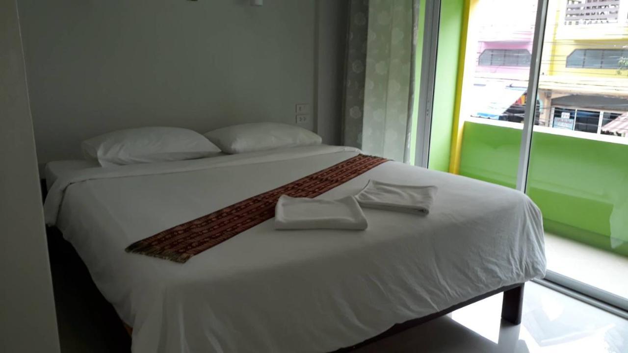 Hotel Cha-Am Fish Star Extérieur photo